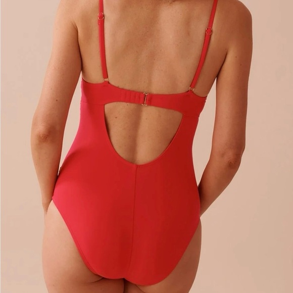 HIBISCUS Cut-out Front Push-up One-piece Swimsuit Size Medium - Picture 2 of 4